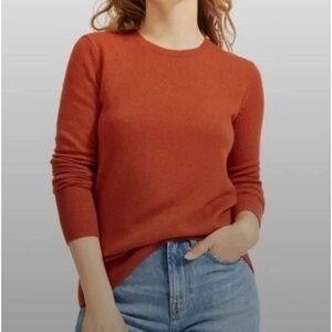 Everlane Classic Cashmere Crewneck Sweater